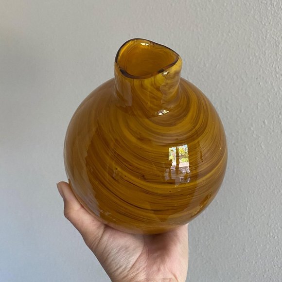 SOLD - Vintage Studio Hand Blown Glass Amber Vase - Picture 5 of 6